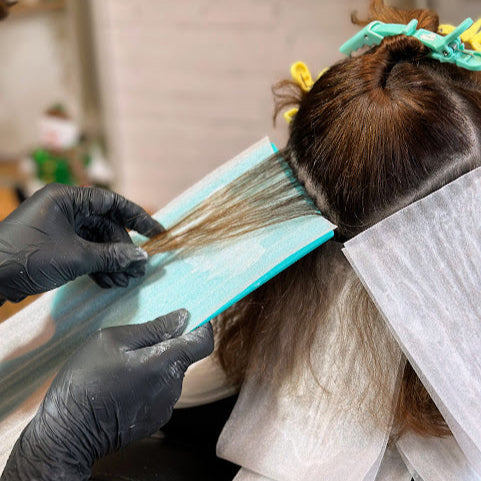 "Iluminación Vibrante by Caro" Mechas babylight o balayage con decoloración + Coloración + Lavado + Tratamiento profundo + Definición + Asesoría personalizada (VALOR RESERVA)